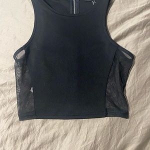 WOMANS CROPPED TANK TOP